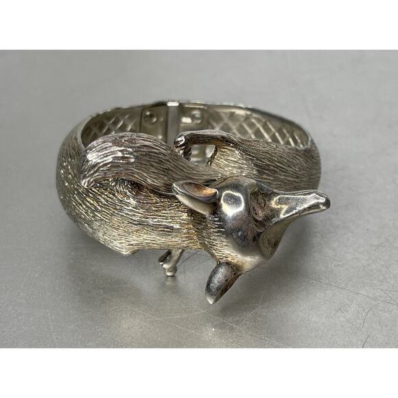 Castlecliff Jewelry - Vintage CASTLECLIFF Silver Plated Platinum FOX Clamper Cuff Bracelet